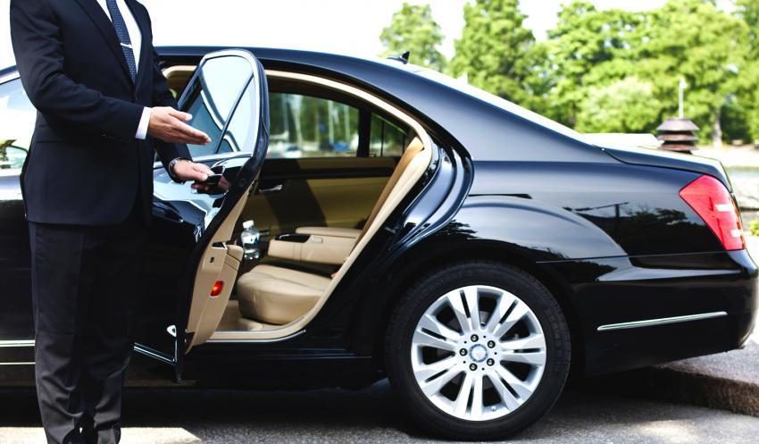 Rent a Car with Driver in Sri Lanka