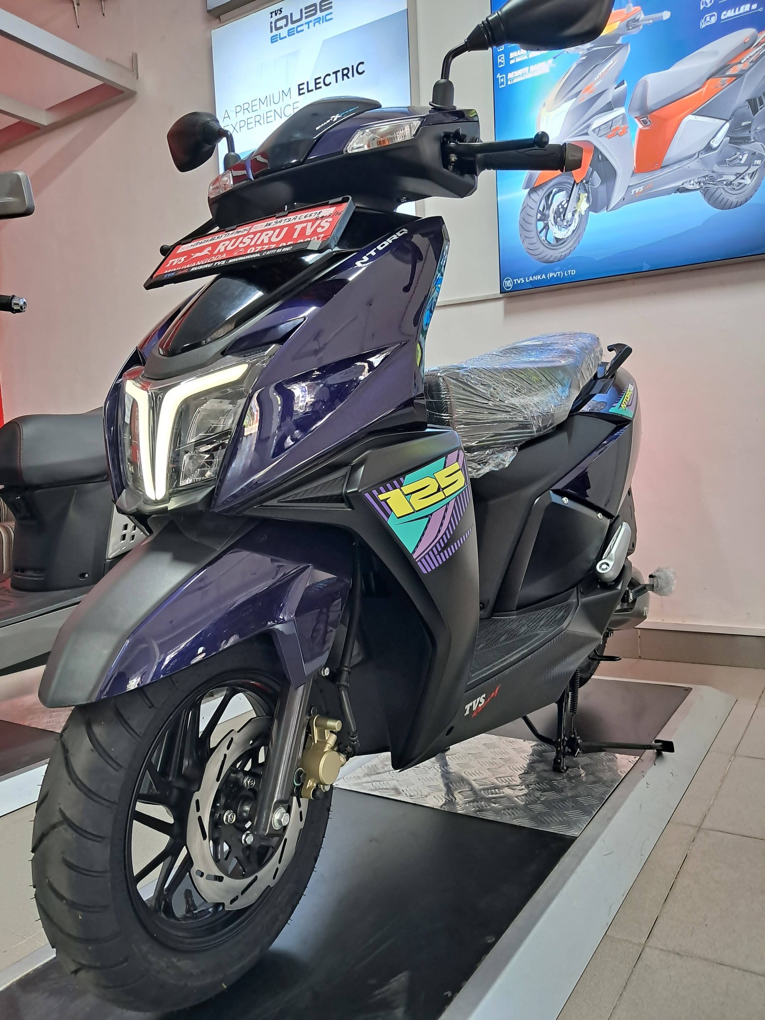 rent scooter at colombo airport